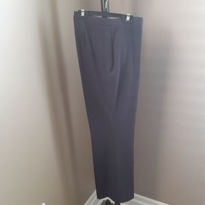 🆕 NWT Jones and Co navy blue pants. Size 16. Washable
